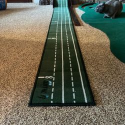 Practice Putting Green