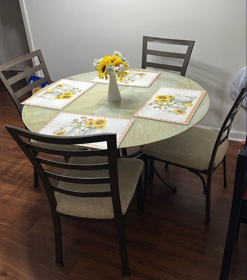 Round Dining Table