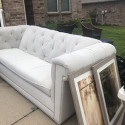 Couch Off White
