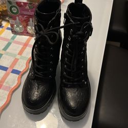 Boots 8