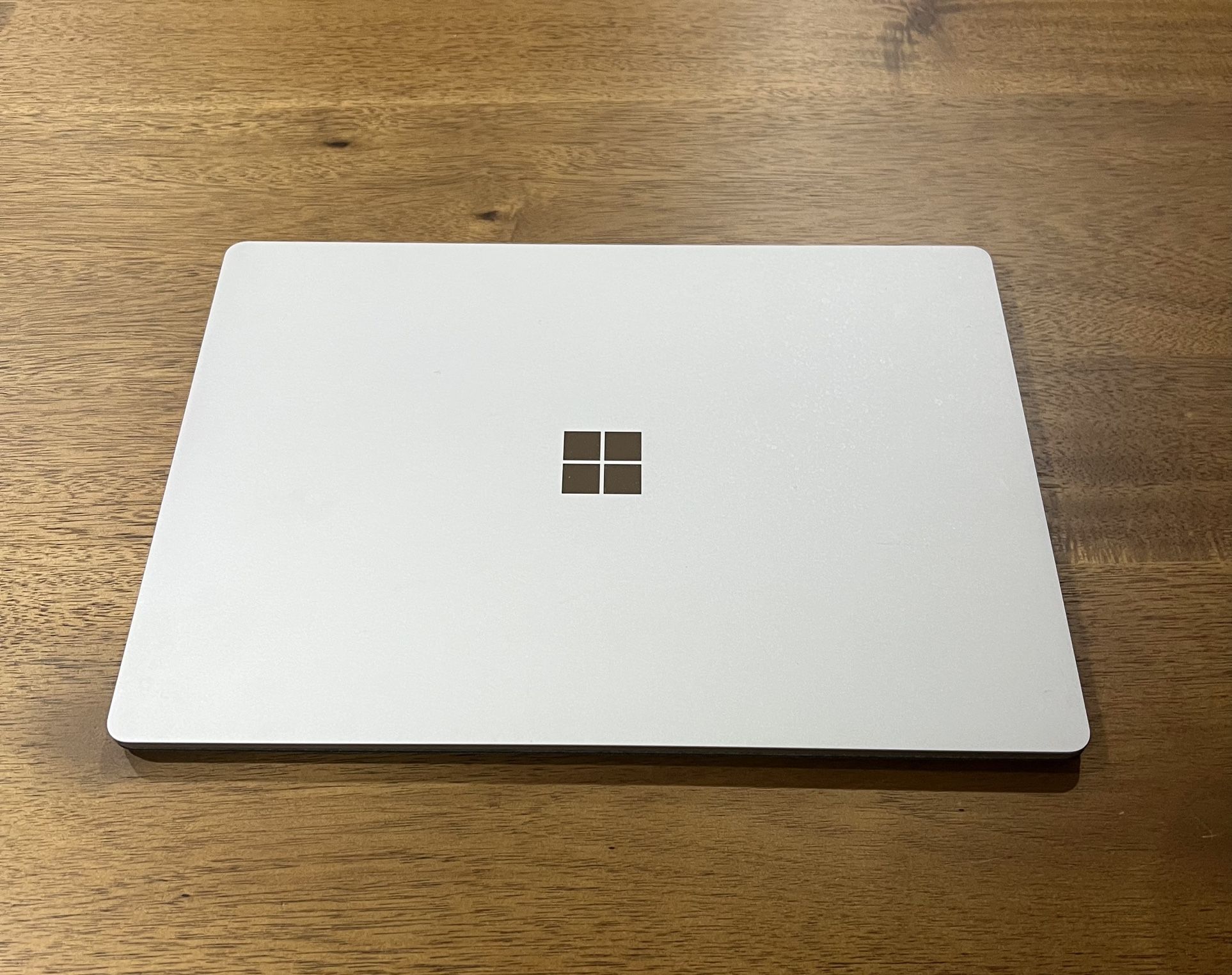 Surface Laptop 2