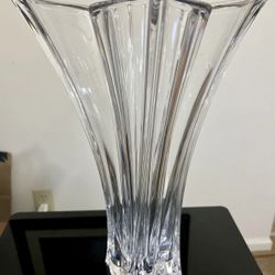 Mikasa Floral Petal Vintage Crystal Vase 