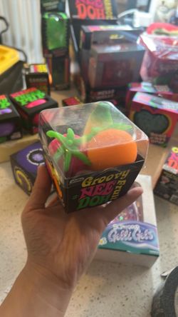 Needoh groovy fruit