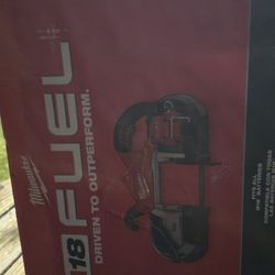 Milwaukee Full Deep Cut Bandsaw Brand New
