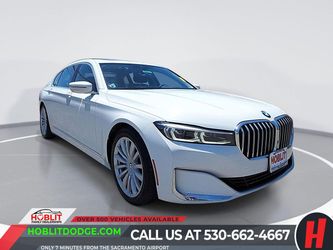 2022 BMW 740