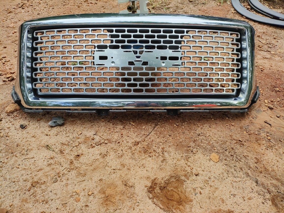 Chrome GMC Denali Grill