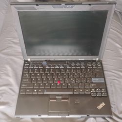 Lenovo ThinkPad X201 Laptop