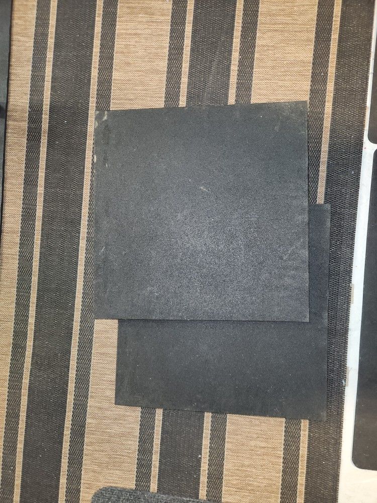 Titan Fitness Black Rubber Deadlift Tiles 1 Pair