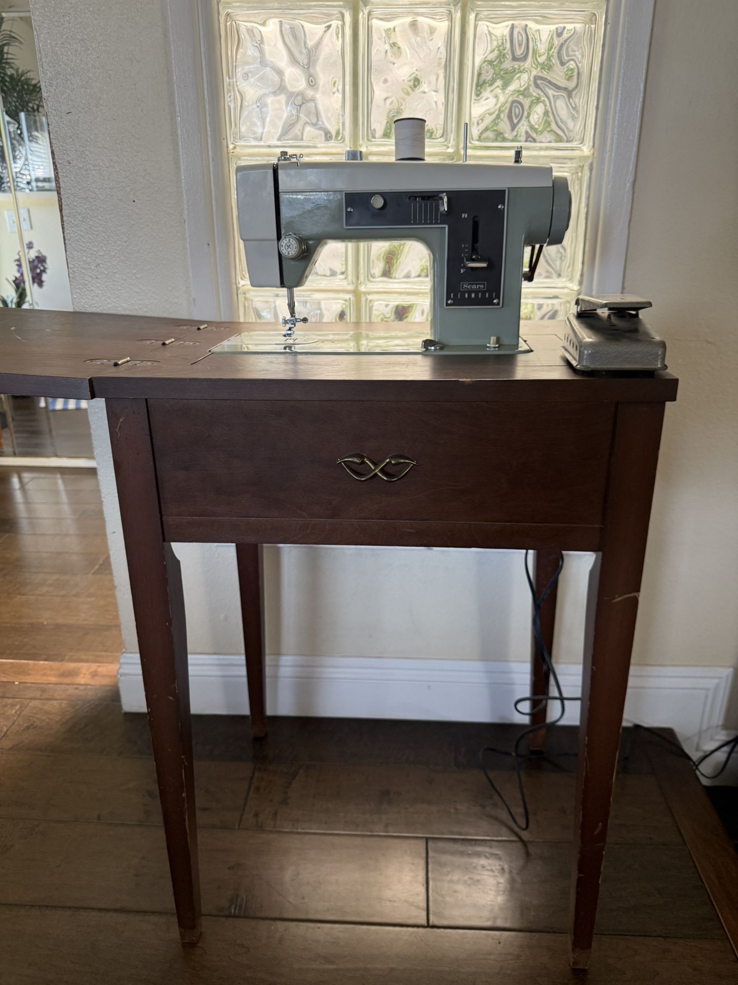 Vintage Sears Kenmore Sewing Machine With Cabinet