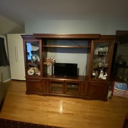 Wall Unit 4 Pieces