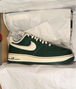 Nike Air Force 1 Laams size 9.5 DS