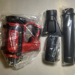 Milwaukee M12 Compact Blower