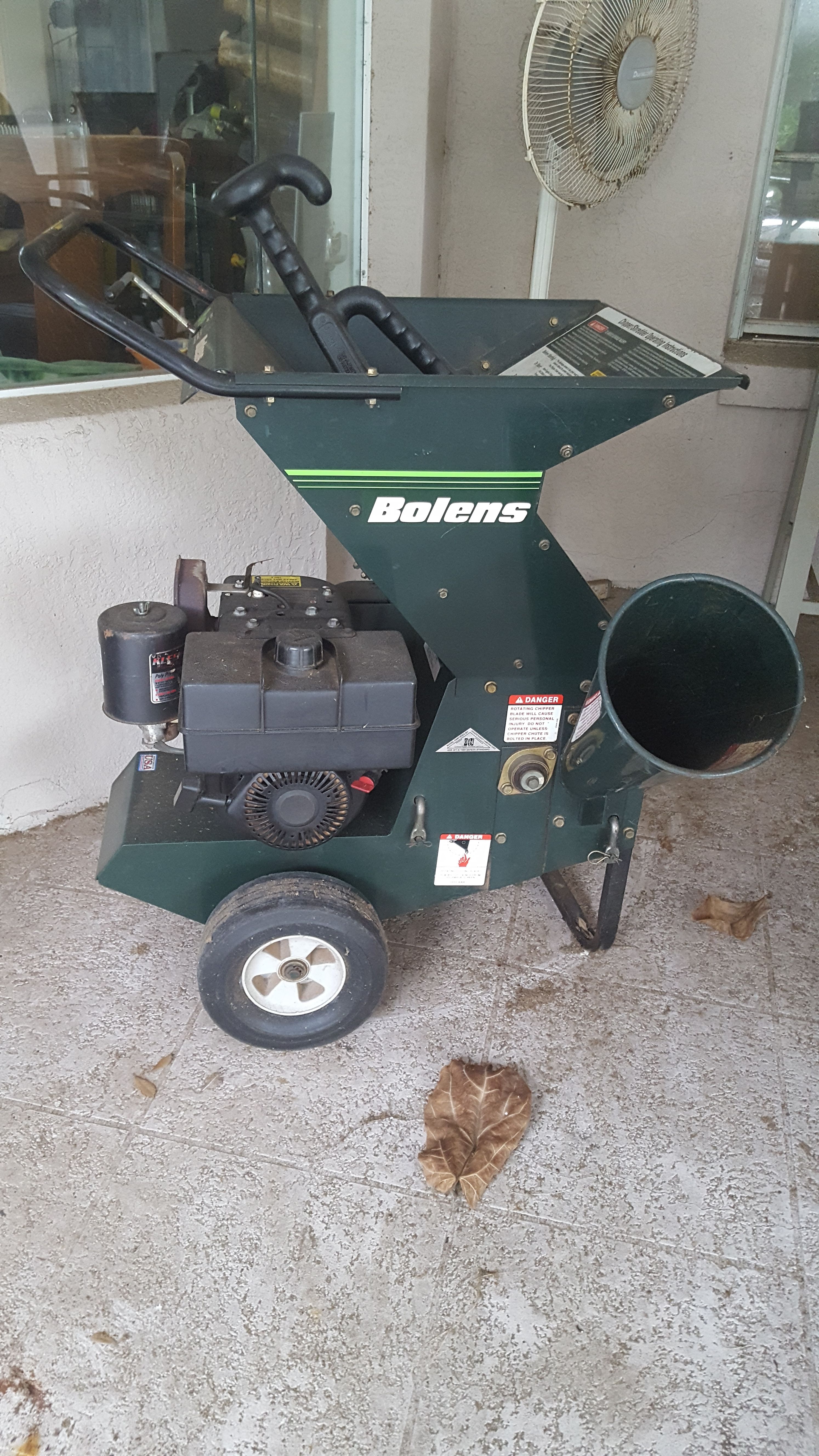 Bolens 8hp Chipper/ shredder