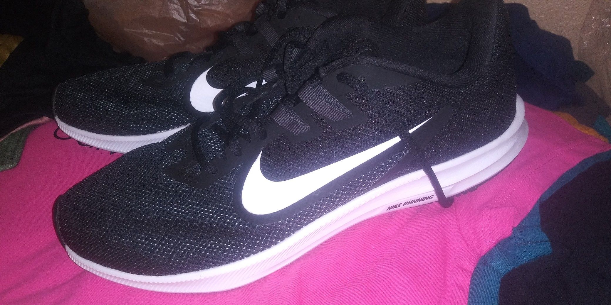Tennis nuevos de hombre size 8