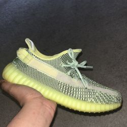 Yeezy 350 V2 YeezyReel 