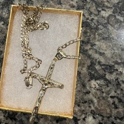 10k Cuban Chain And Jesus Pendant 