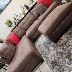 Sofa Sectional Couch With Ottoman In Good Condition🎈🎈🚛 FREE DELIVERY 🚚 🎈🚛