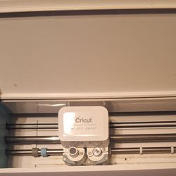 Circut Clothing Air Cutting Machine