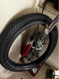 Bike tire