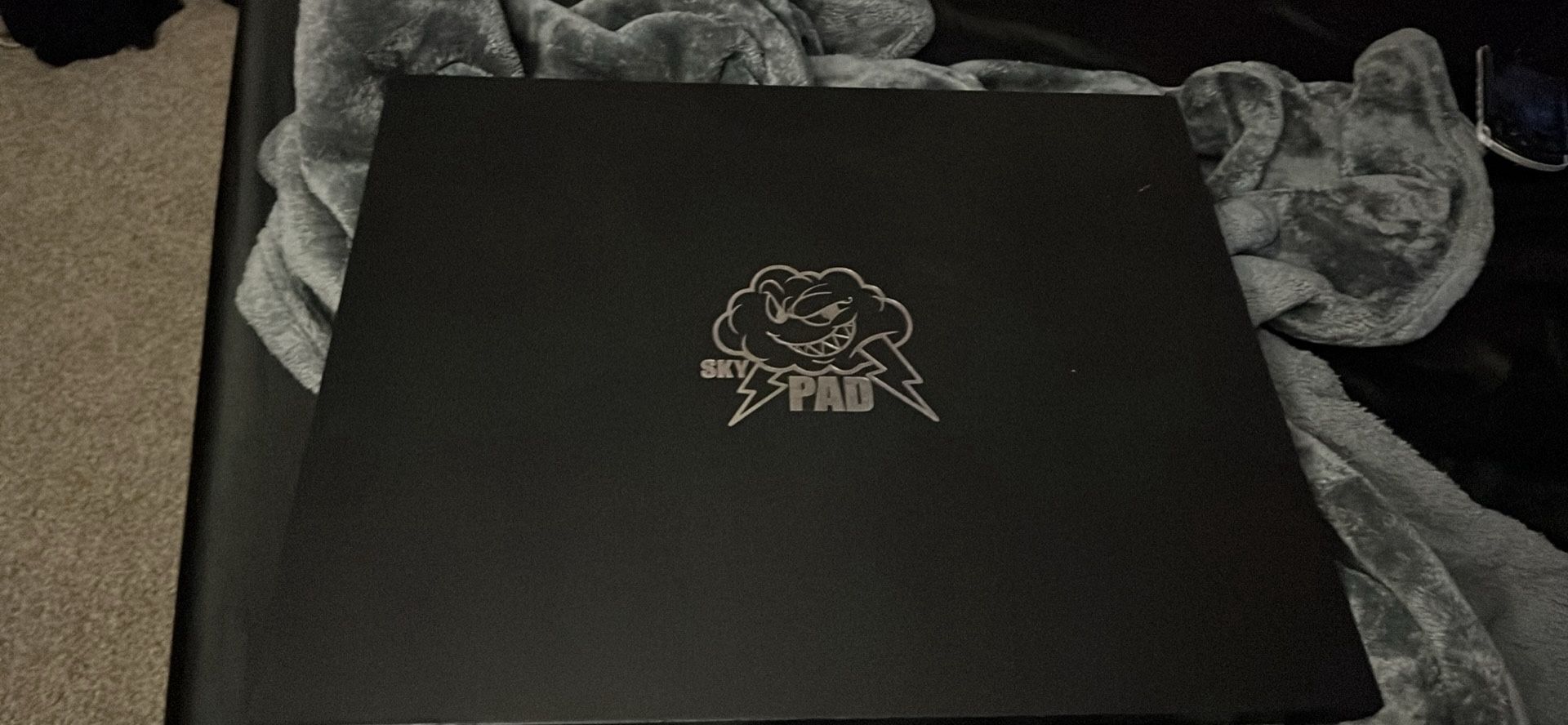 Mouse Pad (sky Pad Glass Xl Mouse Pad)