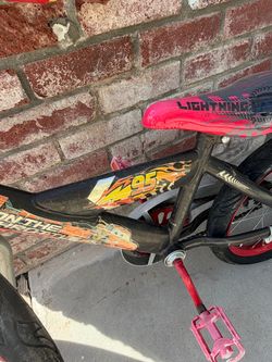 Disney Cars Lightning McQueen Kids Bike