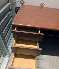 Office/Executive Desk