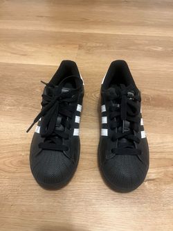 Adidas , black n white , 7.5