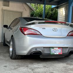 2013 Hyundai Genesis Coupe