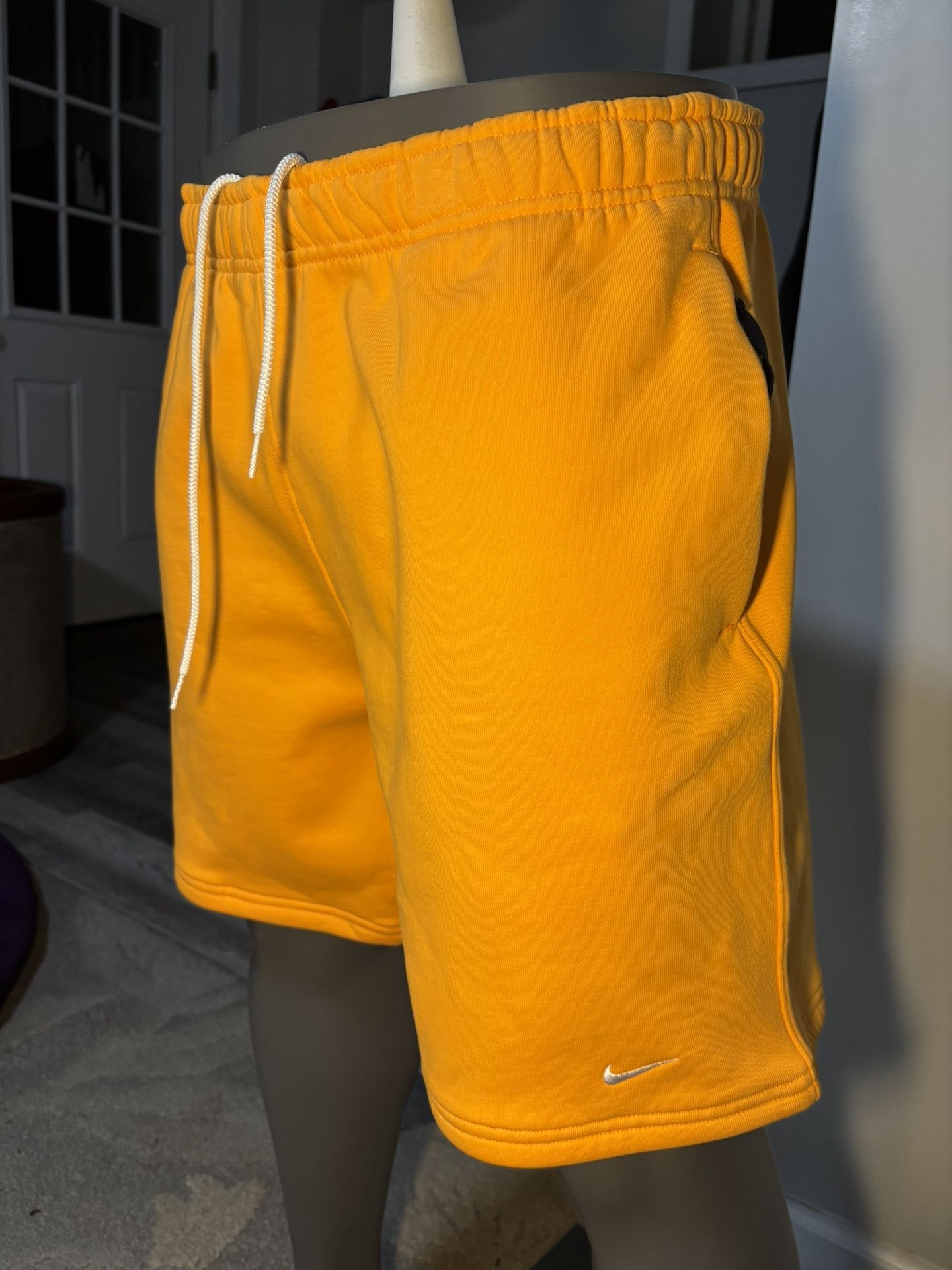 NikeLab Men Medium Solo Swoosh Loose French Terry Shorts Bright