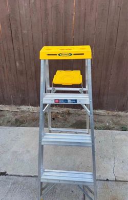 Ladder 4 feet aluminum