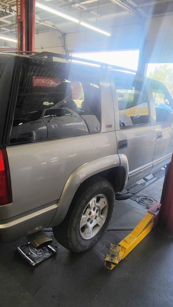 2000 Chevrolet Tahoe