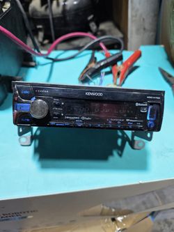 Kenwood Bluetooth CD stereo