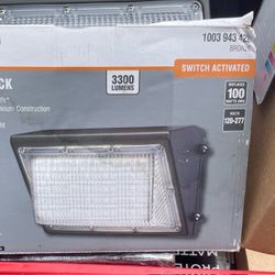 Commercial Electric LED WALL PACK