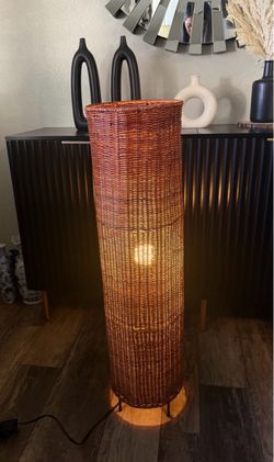 36in Rattan Floor Lamp w/ foot switch