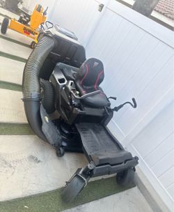 Gas riding mower 42in Briggs and Stratton engine