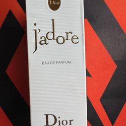 Jadore Eau de Parfum Spray 30ML/1 FL OZ