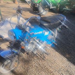 Honda  CT 70  clone