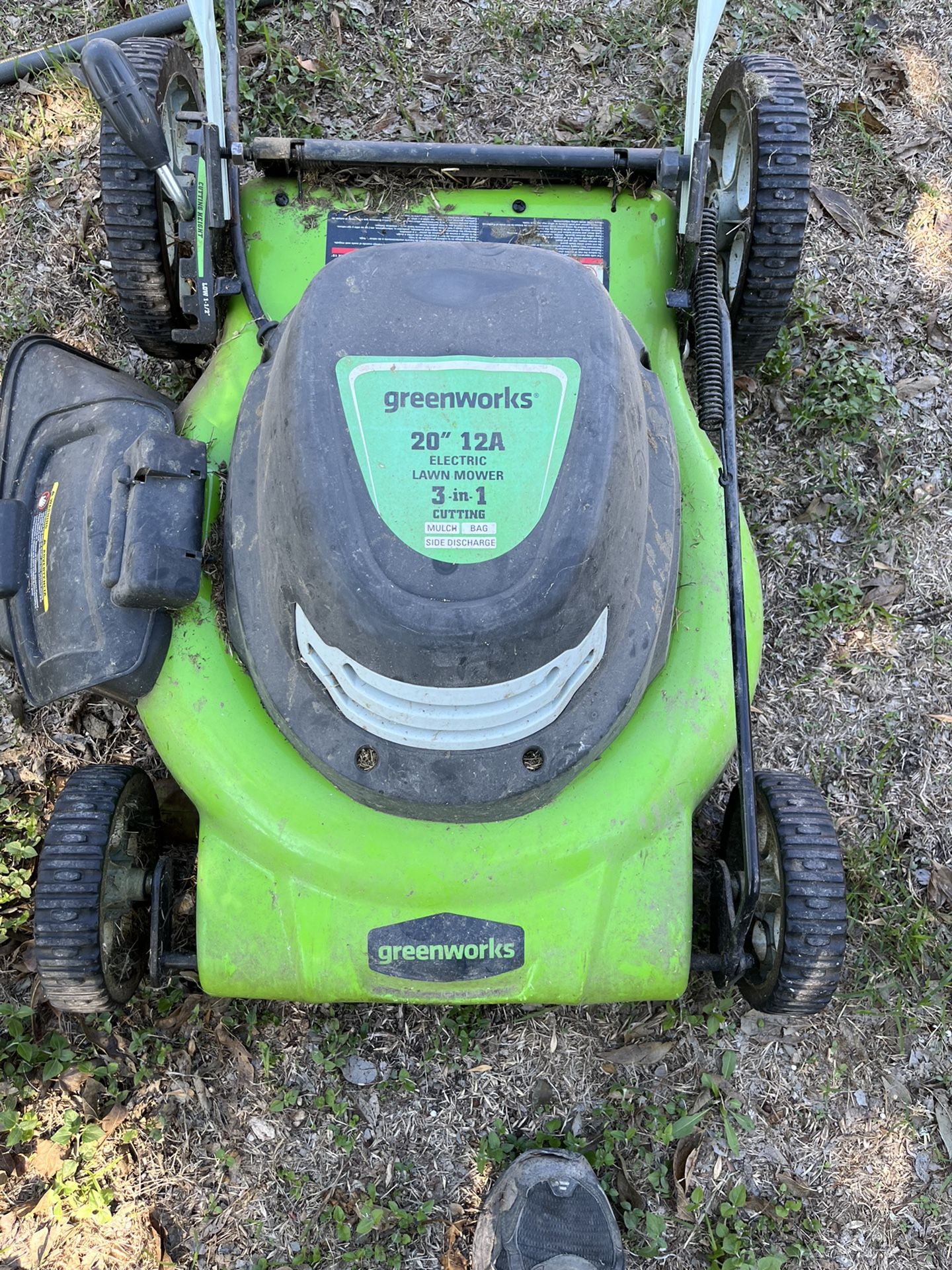 Electric Lawn Mower  Comes With Bag