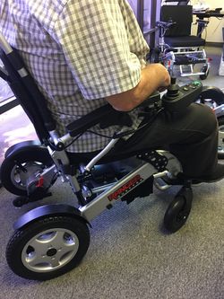 Ranger Quattro XL Wheelchair