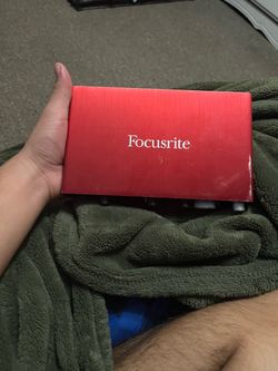 Focusrite Scarlett 2i4 USB audio interface
