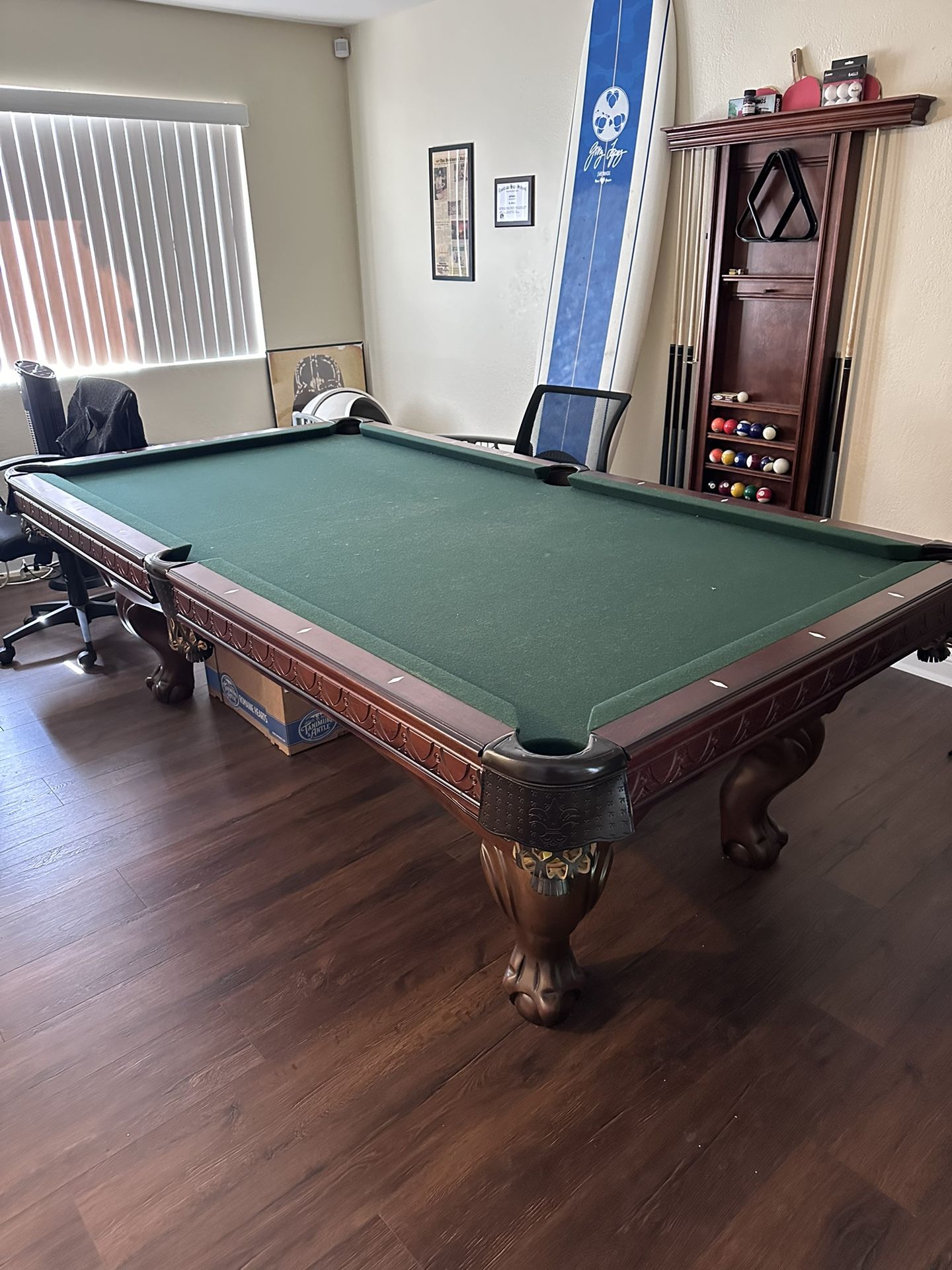 8ft Pool  Table + Wall Rack 