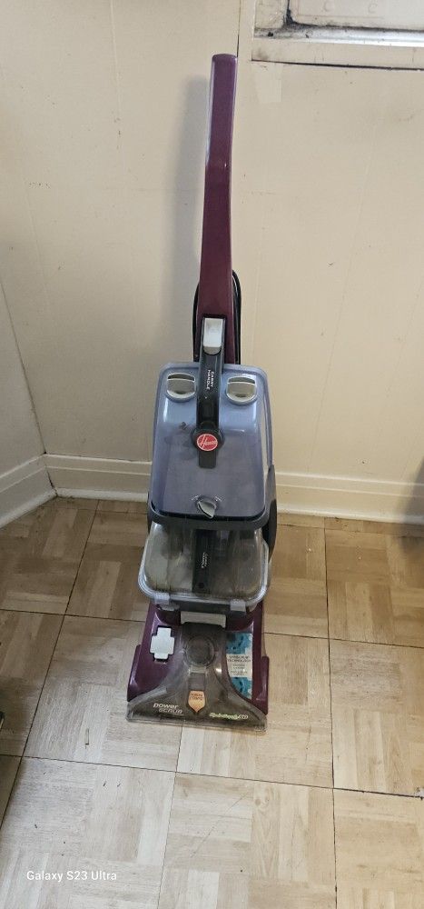 Bissell Carpet Cleaner