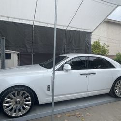 BMW, Mercedes, Audi, Land Rover, Bentley. 