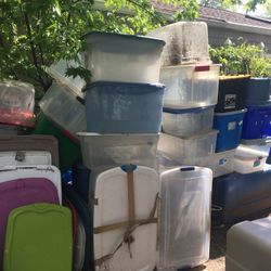 Large two extra large totes no lids only 5$ To 15 Each 