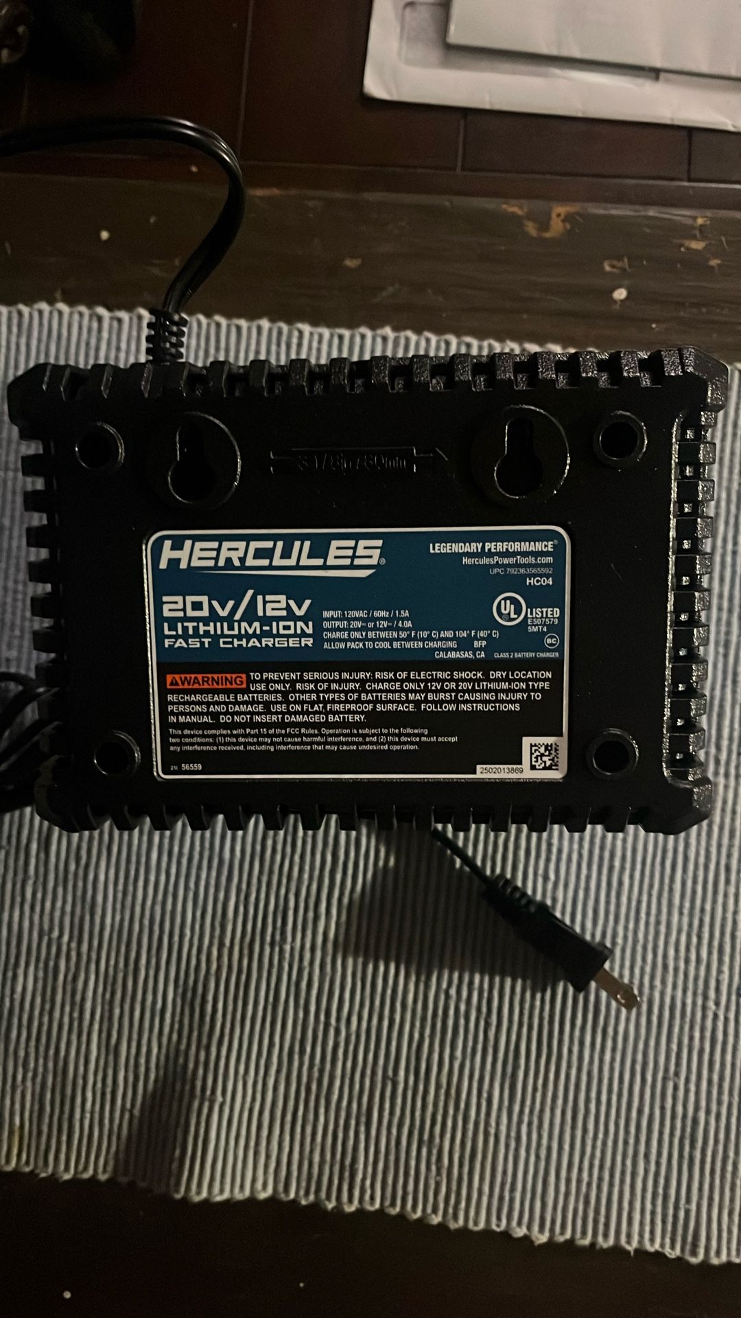 Hercules 20 V Battery Fast Charging Station And Battery