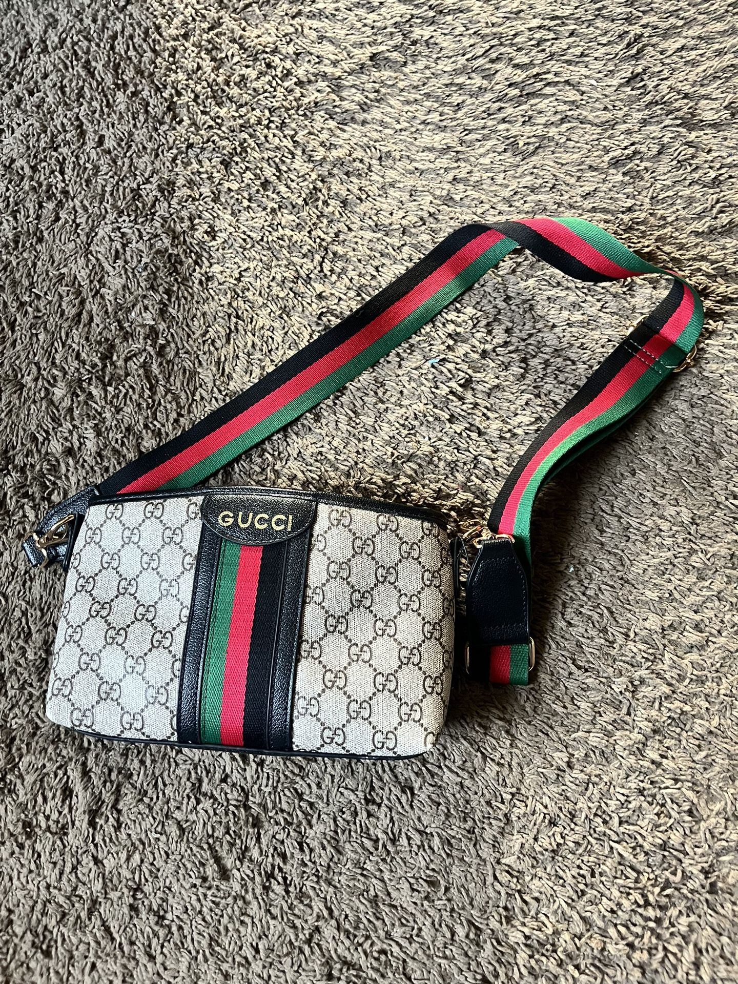 Gucci Want 850 Or Good Trades We Can Work On The Price