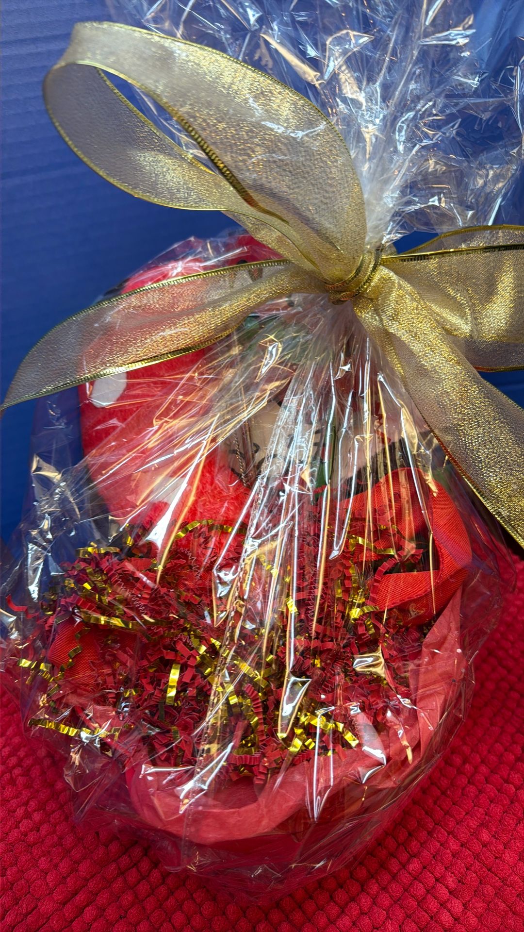 Xmas Hello Kitty gift basket New