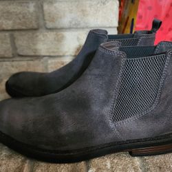 Clark's Chelsea Boots Size 11.5 Men's 