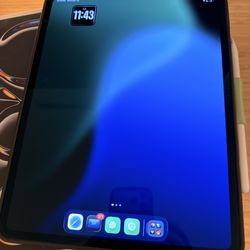 iPad Pro 13” M4 256GB Wi-Fi w/ Apple Pencil Pro
