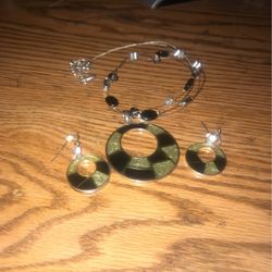 Women’s Necklace And Earring Set 